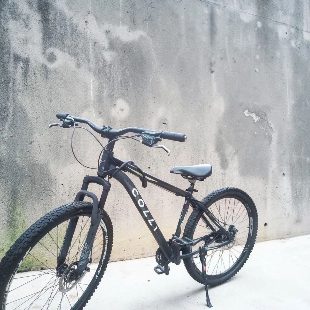 Bicicleta Colli Aro 29 Preta