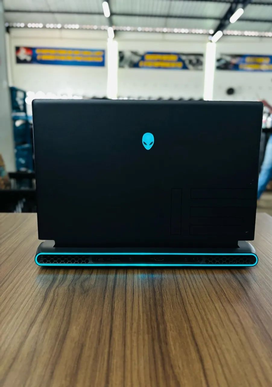 Notebook Alienware M15 R7 - Foto 2