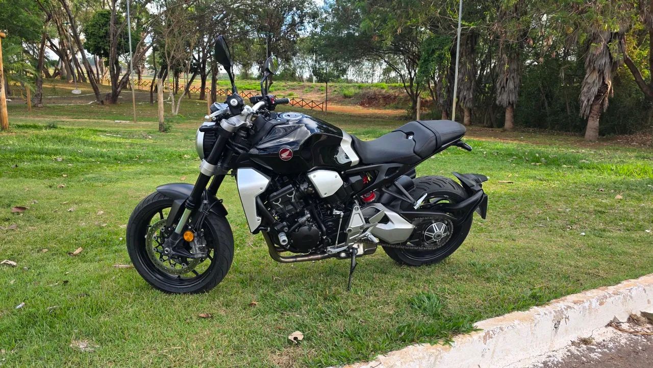 Cb1000r  - Foto 3