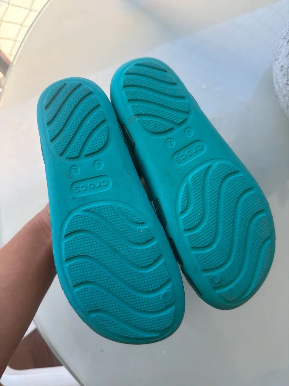 Sandália Crocs - Foto 2