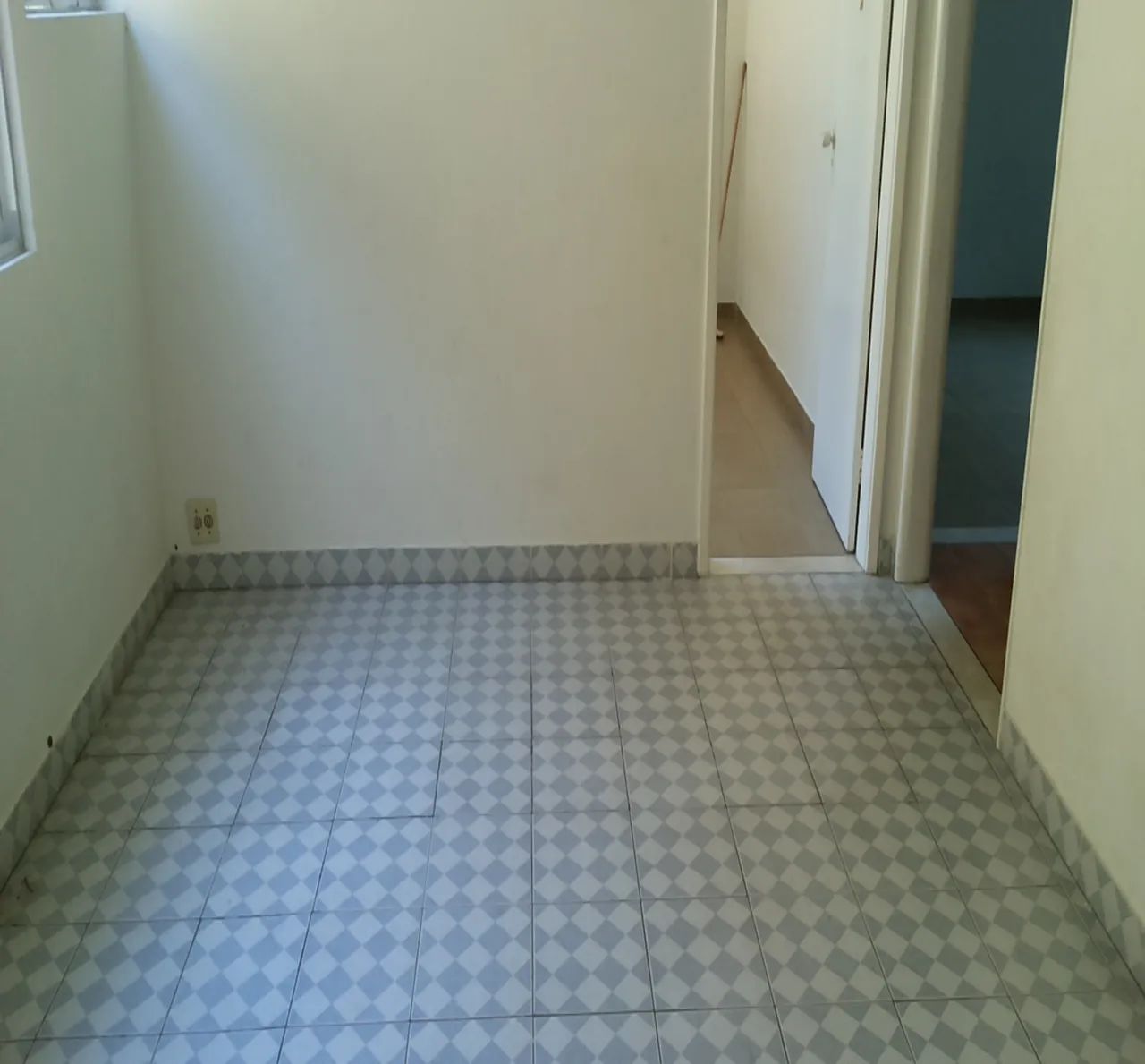 Casa de vila 2 quartos próximo a estação Bras de Pina - Foto 2