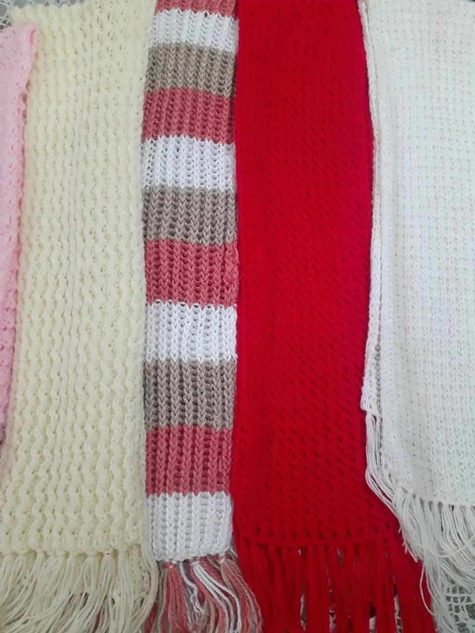 MANTAS DE LÃ.  EM TRICÔ.  - Foto 3