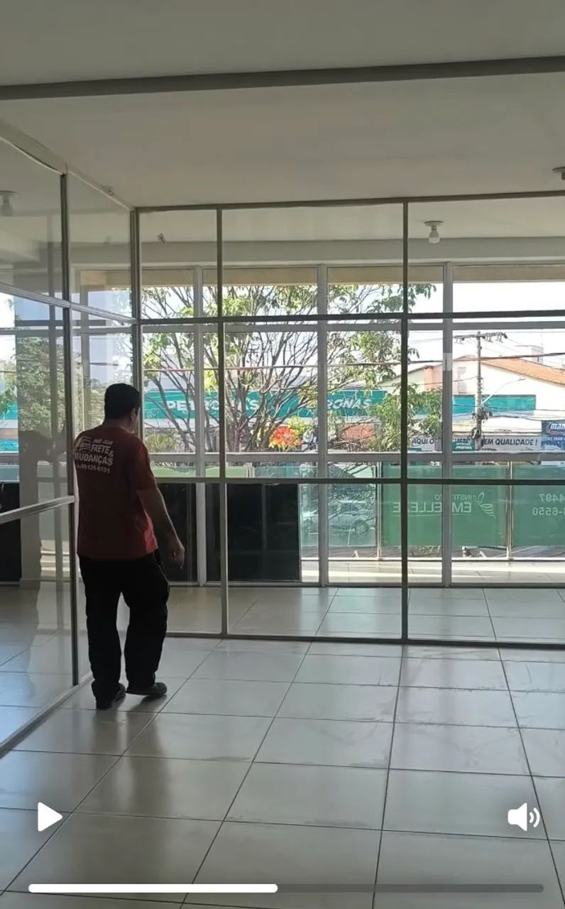 DIVISÓRIAS DE VIDRO NO ALUMÍNIO COM MDF - Foto 3