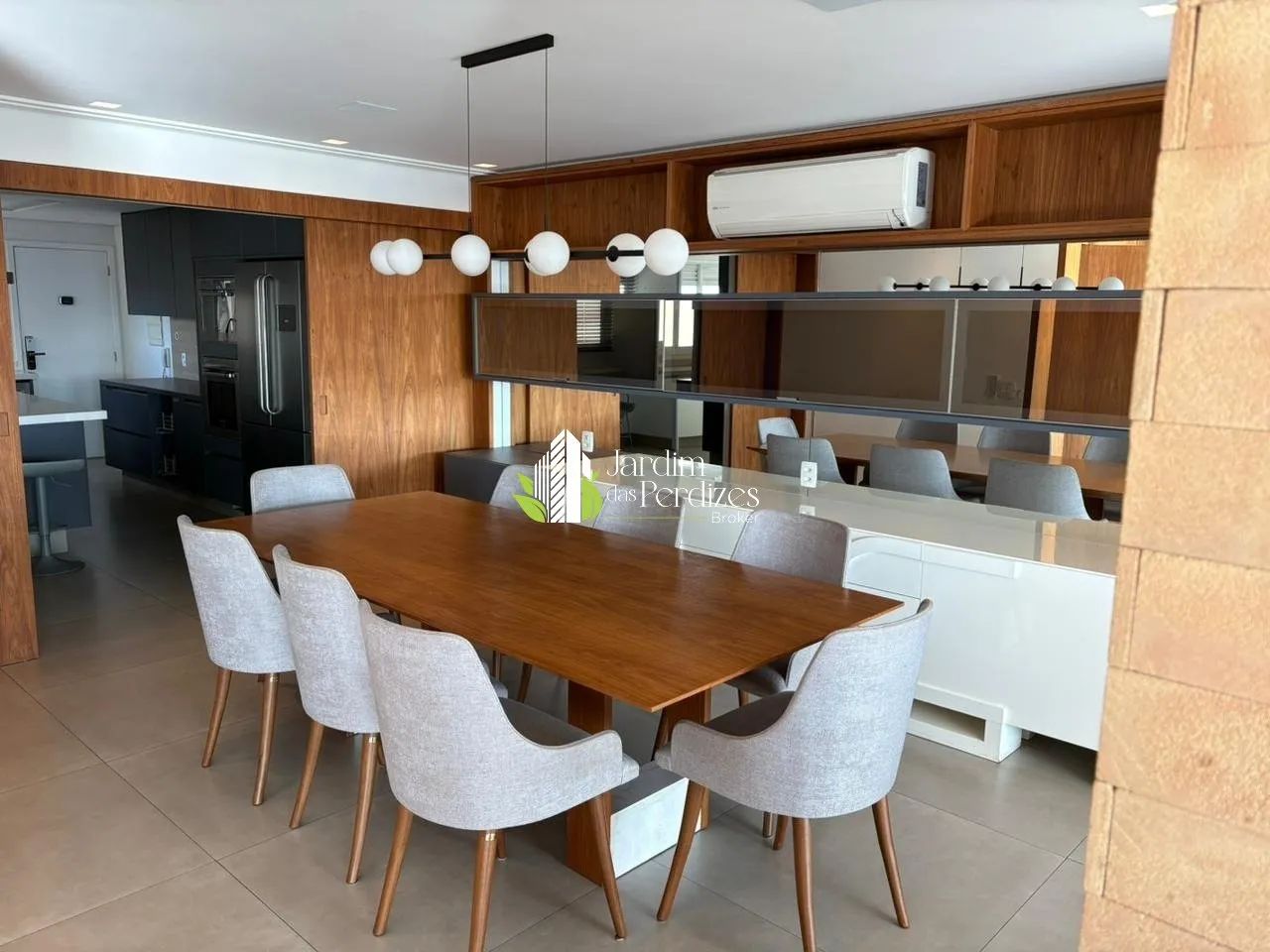 Reserva Manacá | Apartamento Reformado com Planejados Florense e 241m²