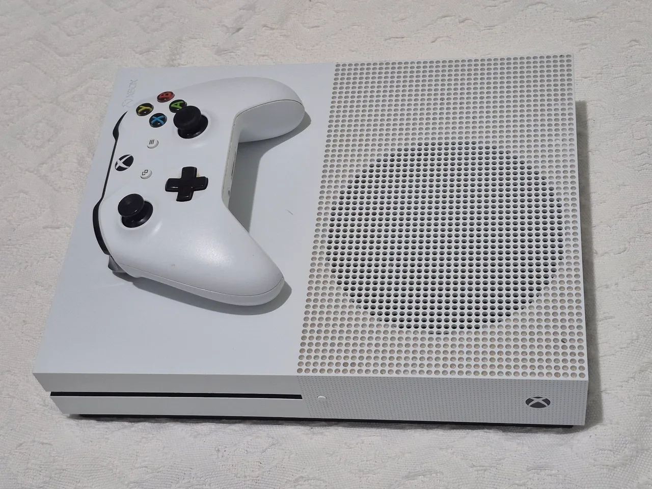 XBOX ONE S 1TB - Foto 2