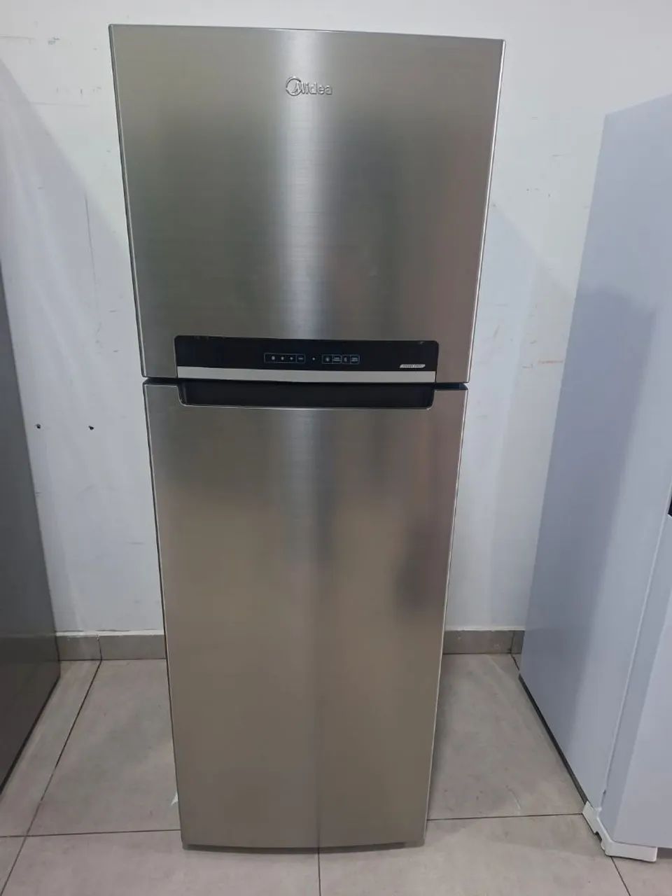 Vendo geladeira 