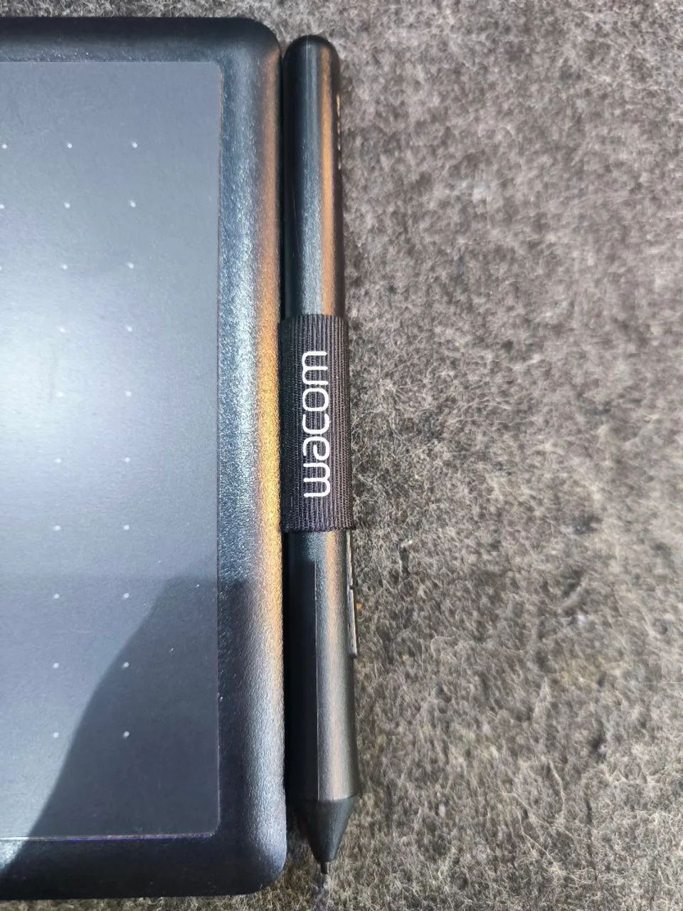 Mesa Digitalizadora One by Wacom CTL-472 com Caneta e Acessórios - Foto 5