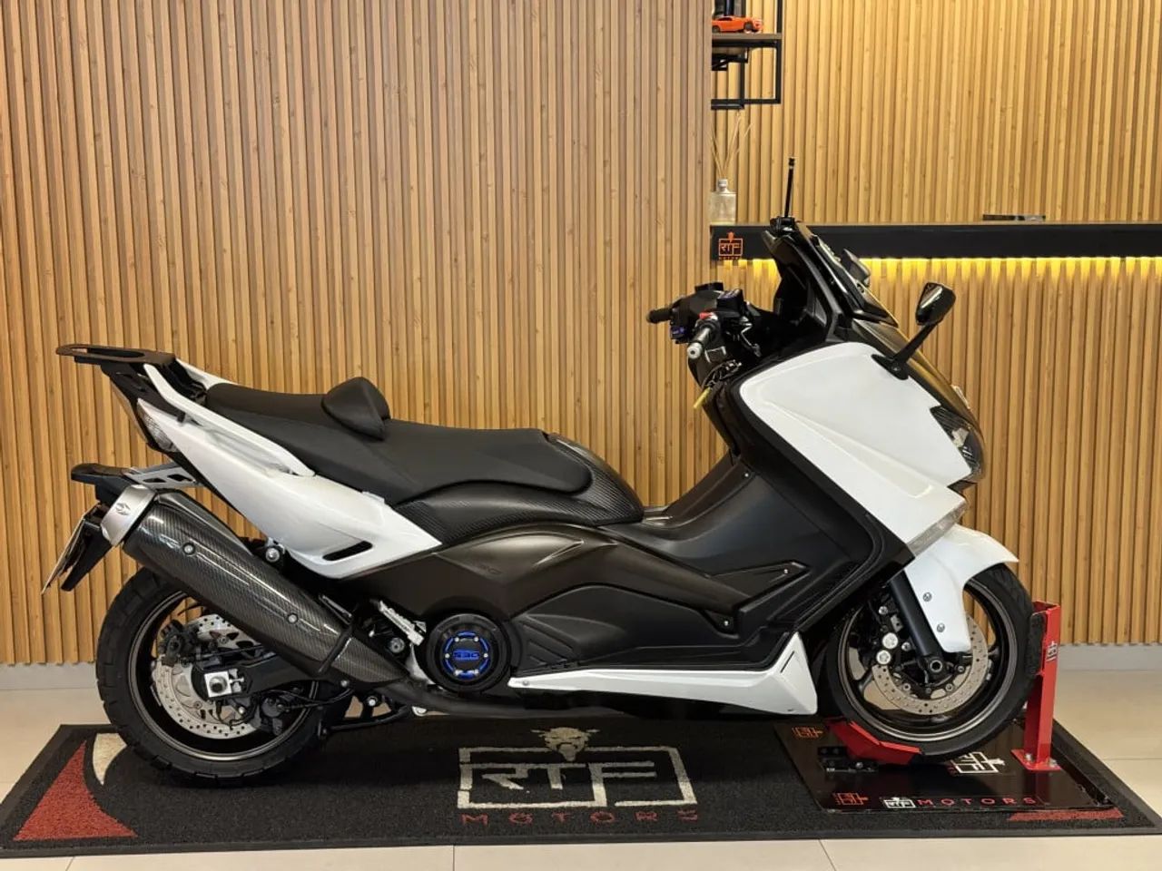 TMax 530 2014 - 1538737860 | OLX