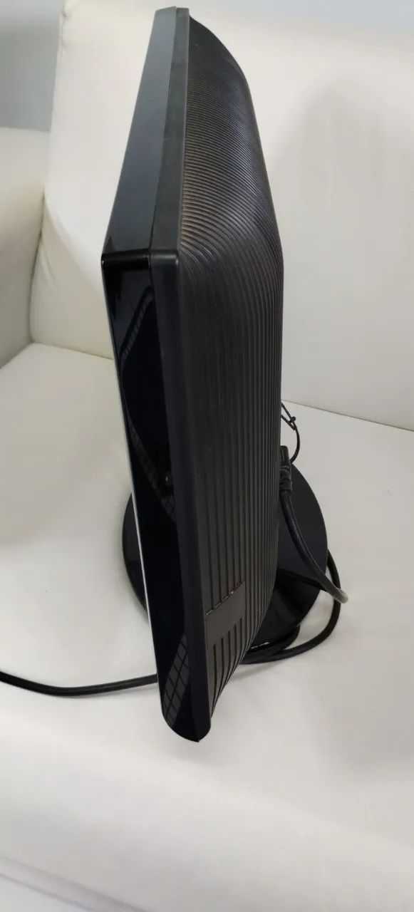 TV Samsung 22 HD com HDMI - Funcionando Perfeitamente - Foto 4