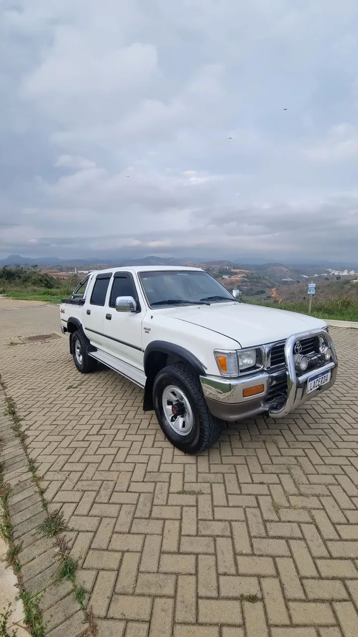 Toyota Hilux CD SR5 4X4 2.8 Diesel 1999