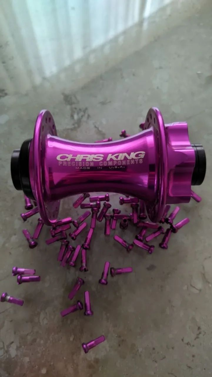 Cubo dianteiro Chris King 20x110 - 32f - Foto 3