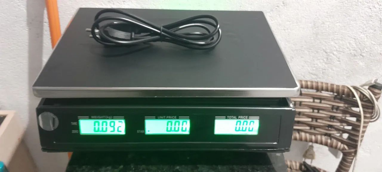 Balança digital 40kg Bivolt  - Foto 4