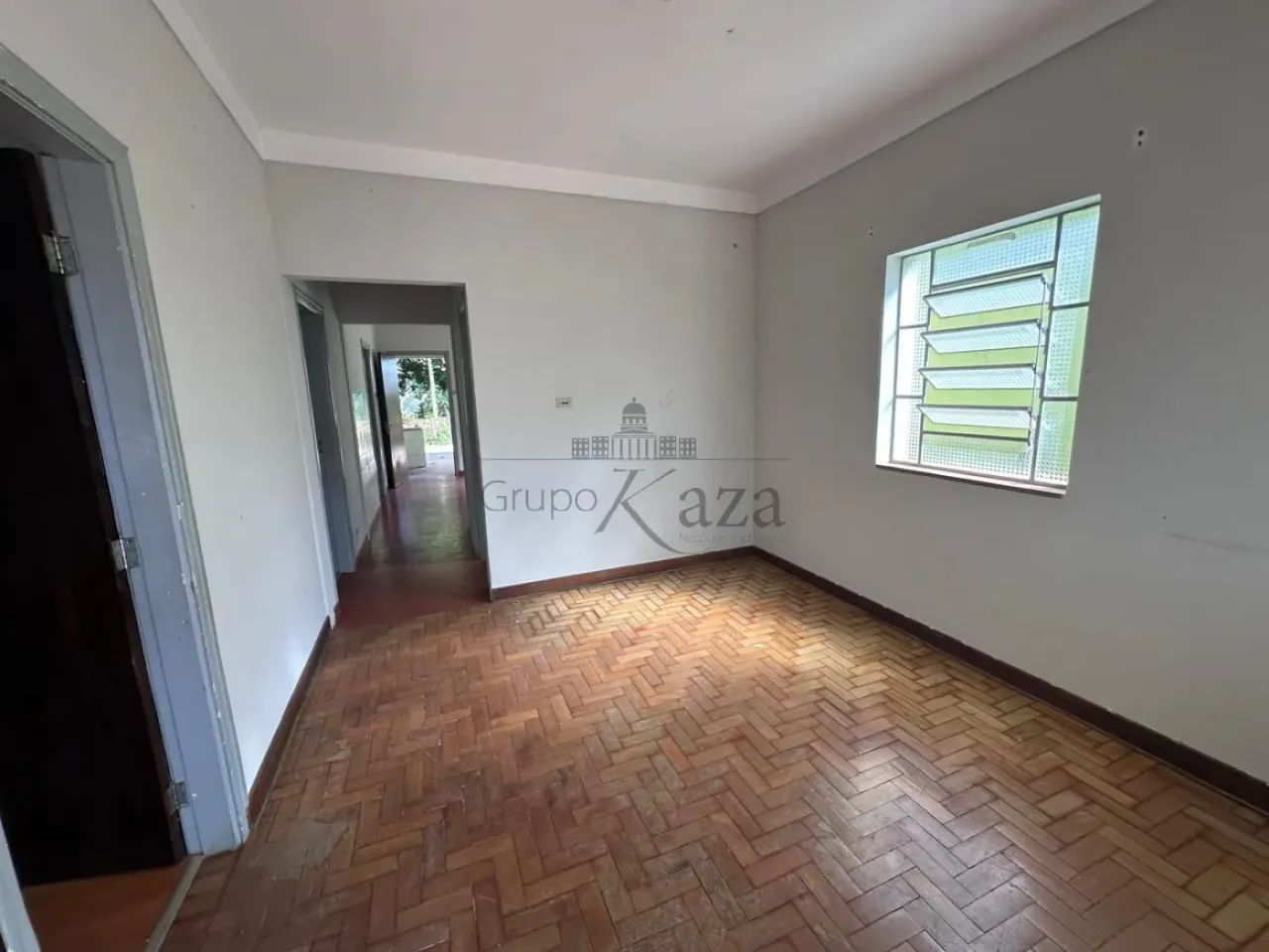 Oportunidade - Casa - Centro - 3 Dormitórios - 170m².