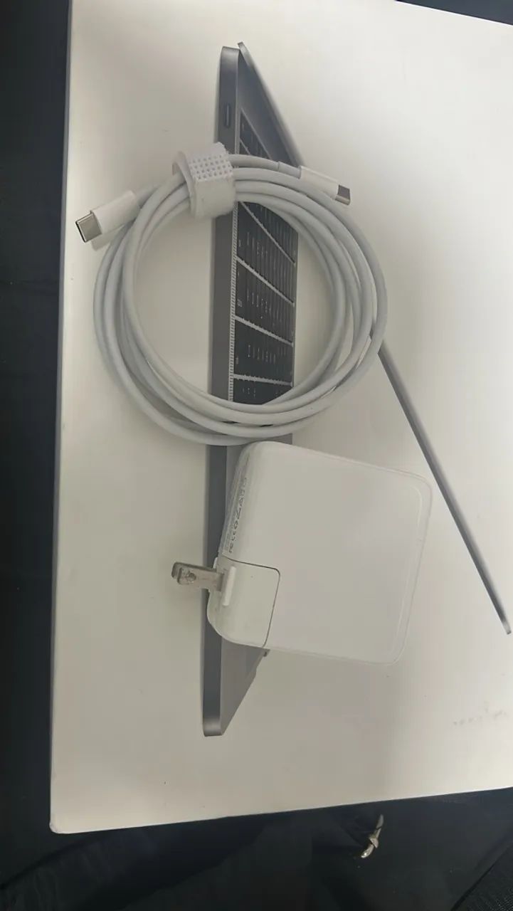 MacBook Pro 13-inch - Model no: A1708 - Notebooks - Vila das