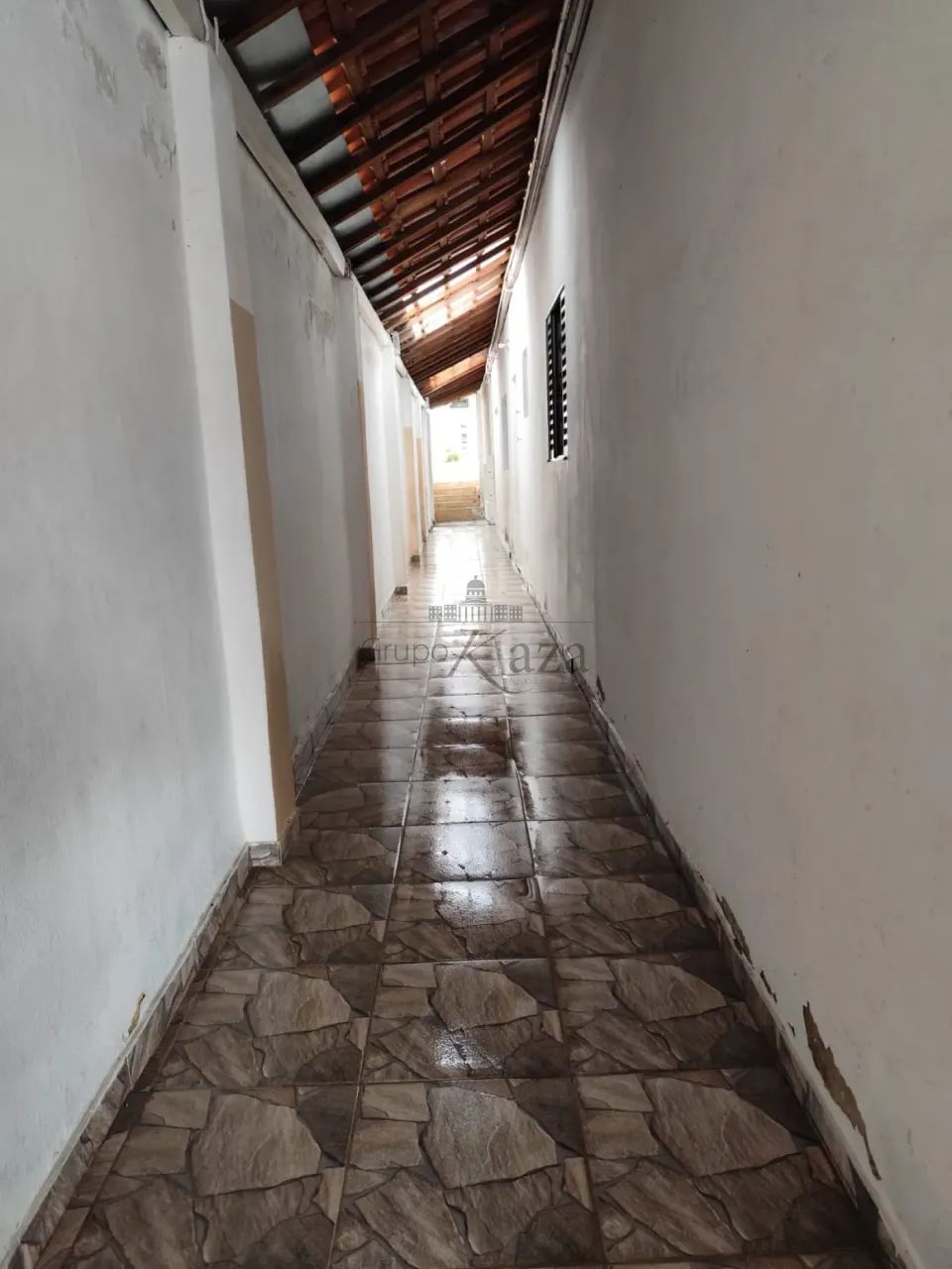 Casa - Putim - 2 Dormitórios - 53,50m².