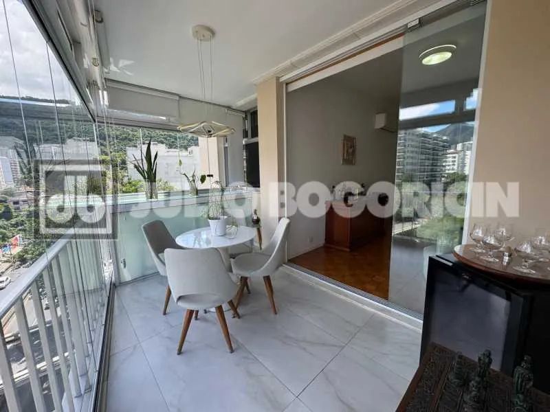 Apartamento : Padrão / Residencial / Laranjeiras