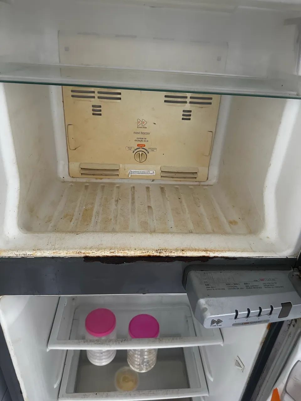 Geladeira frost Free com defeito  - Foto 4