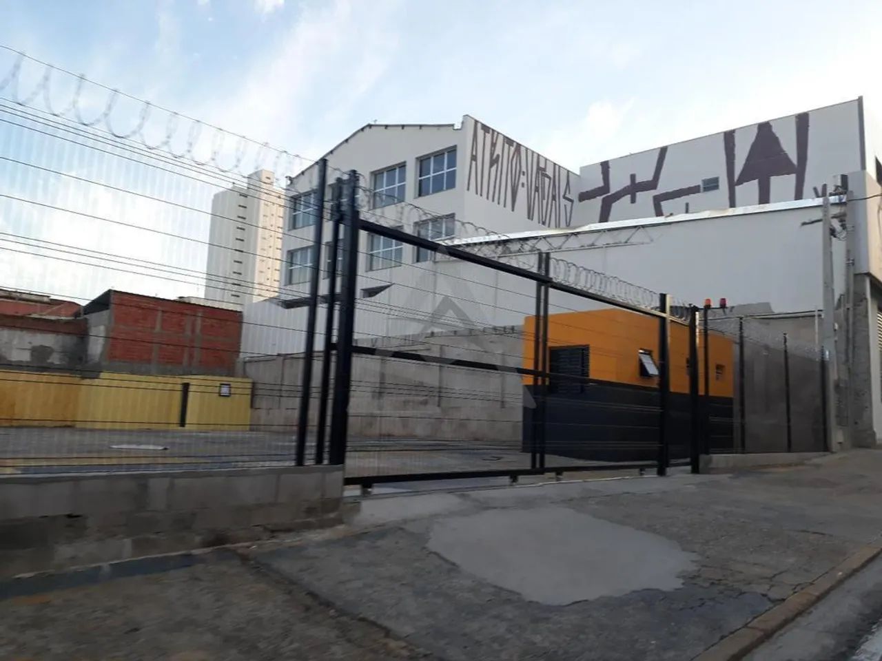 Terreno para alugar em Campinas, Centro, com 1250 m²