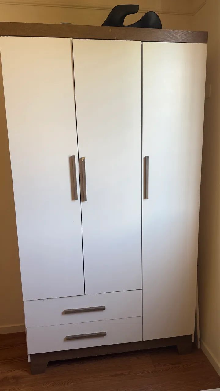 GUARDA ROUPA INFANTIL usado 