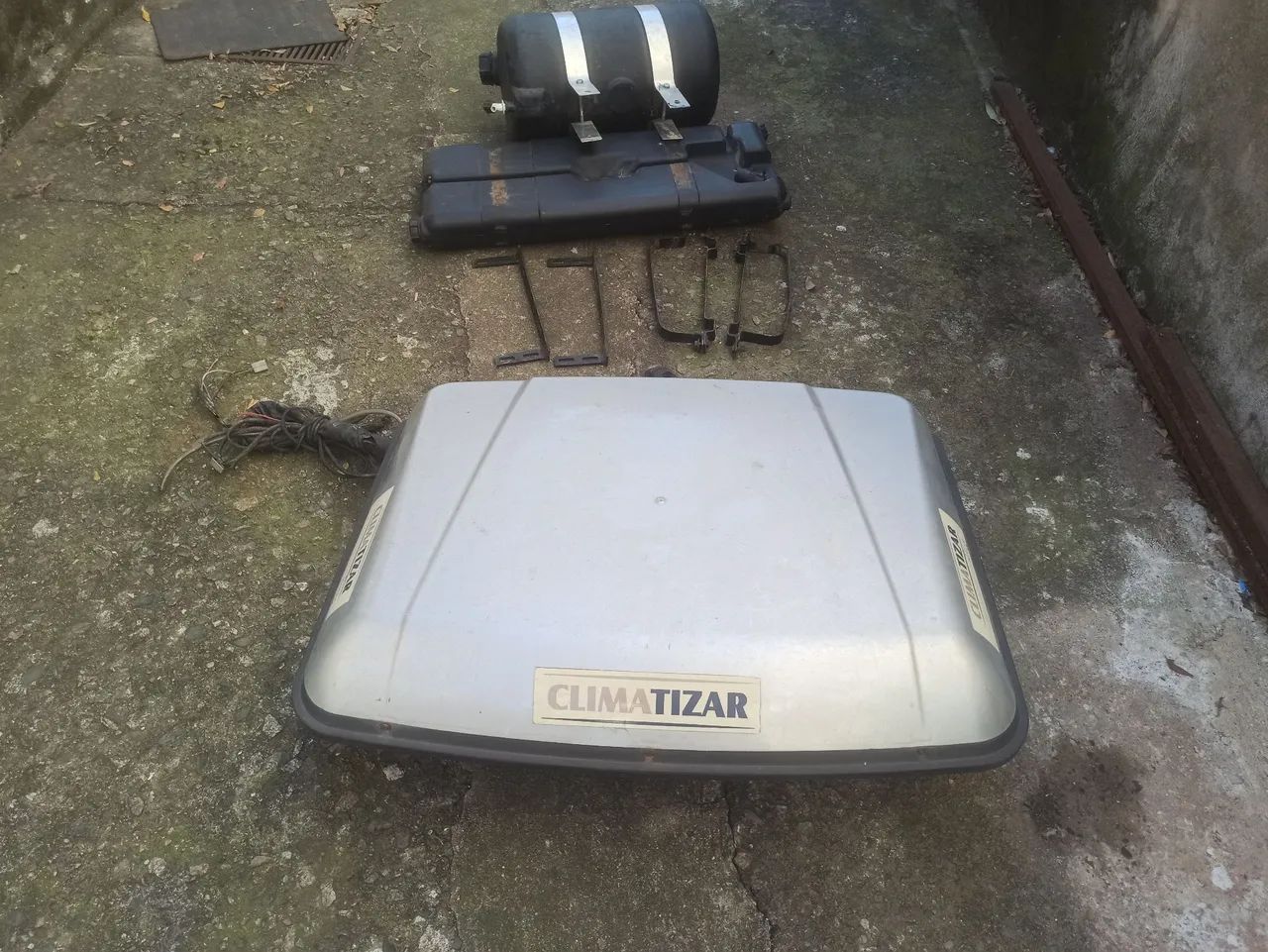 Vendo interclima caminhão 24v