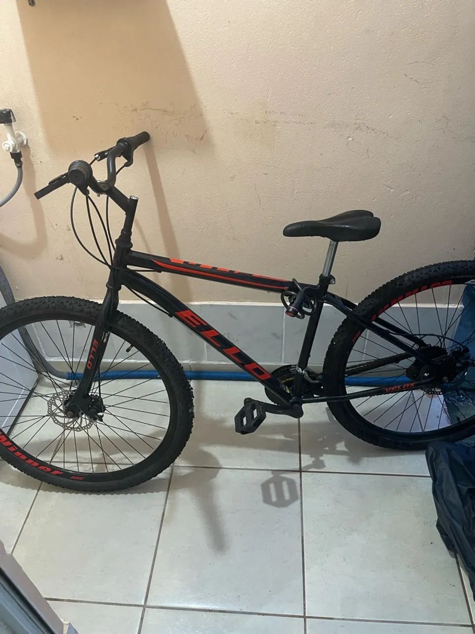 Bicicleta semi nova  - Foto 3