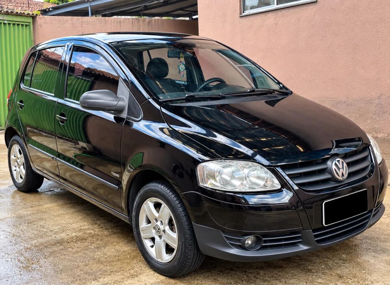 Volkswagen Fox Fox Plus 1.0Mi/ 1.0Mi Total Flex 8V 4p 2010