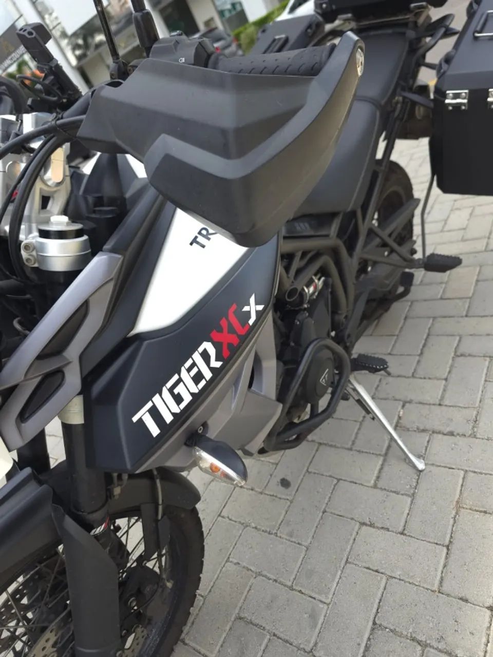 Triumph 800 XCX 2017 - 1471461638 | OLX