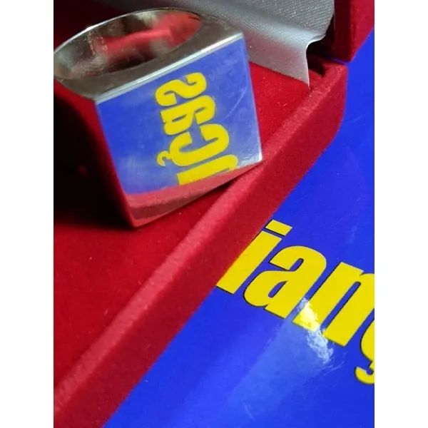 Anel prata liso 20 x 20 mm com ou sem letra - Foto 2