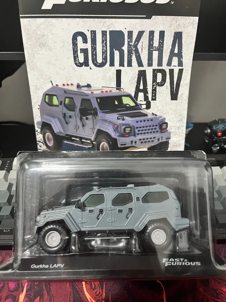 Velozes e furiosos 1/43 - Gurkha Lapv 