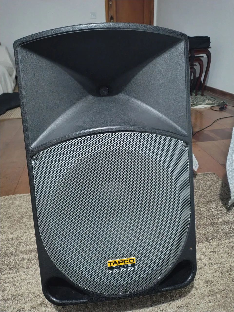 Caixa Acústica Tapco Thump 15a 