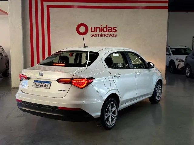 Fiat Cronos Drive 1.3 8V Flex Aut. 2025 - Foto 4