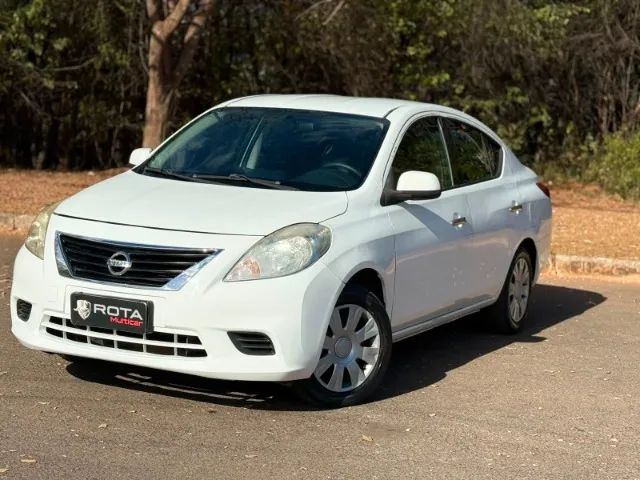 Nissan Versa VERSA SV 1.6 16V Flex Fuel 4p Mec. 2014