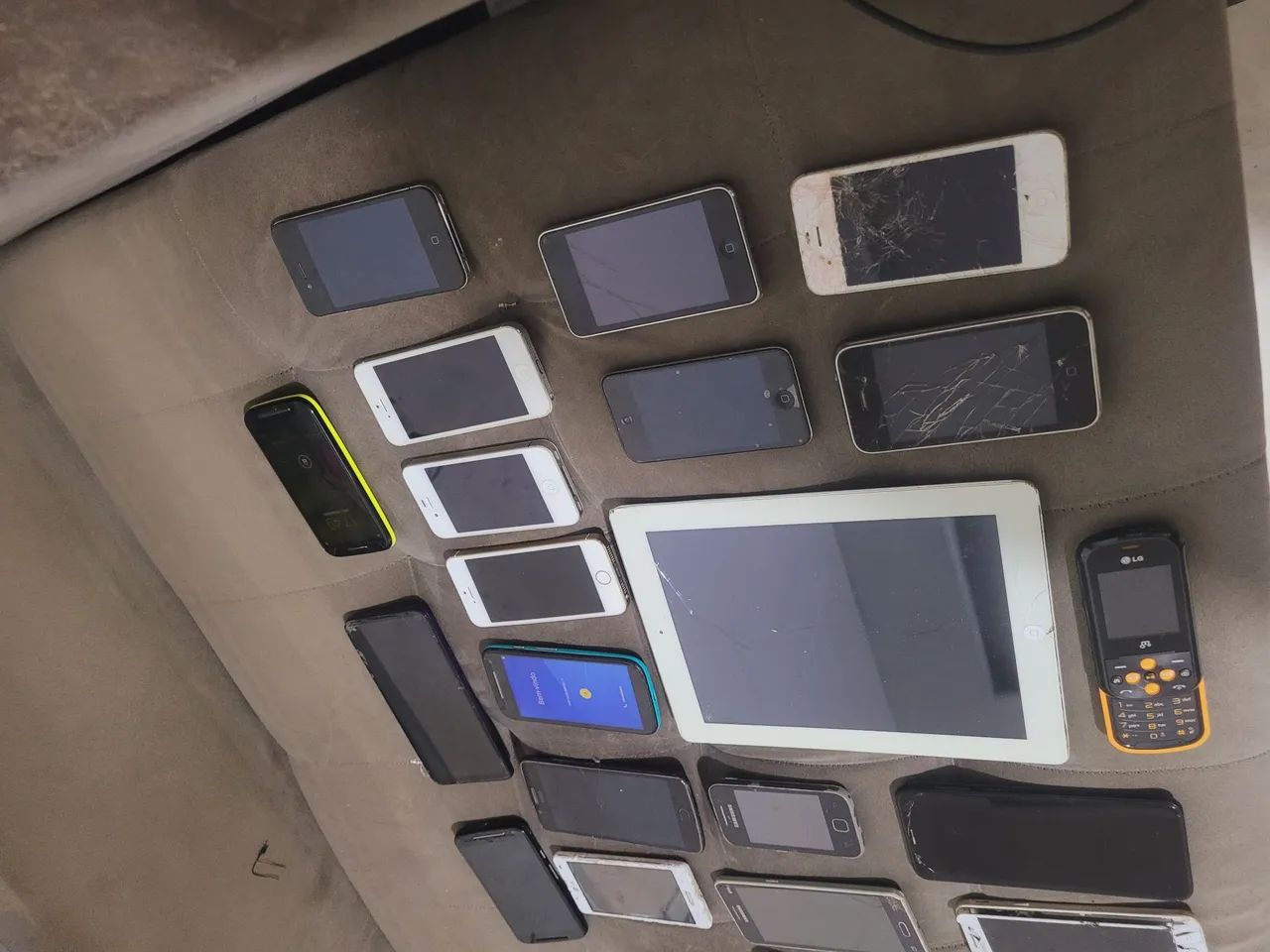 Lote de aparelhos celulares - Foto 2