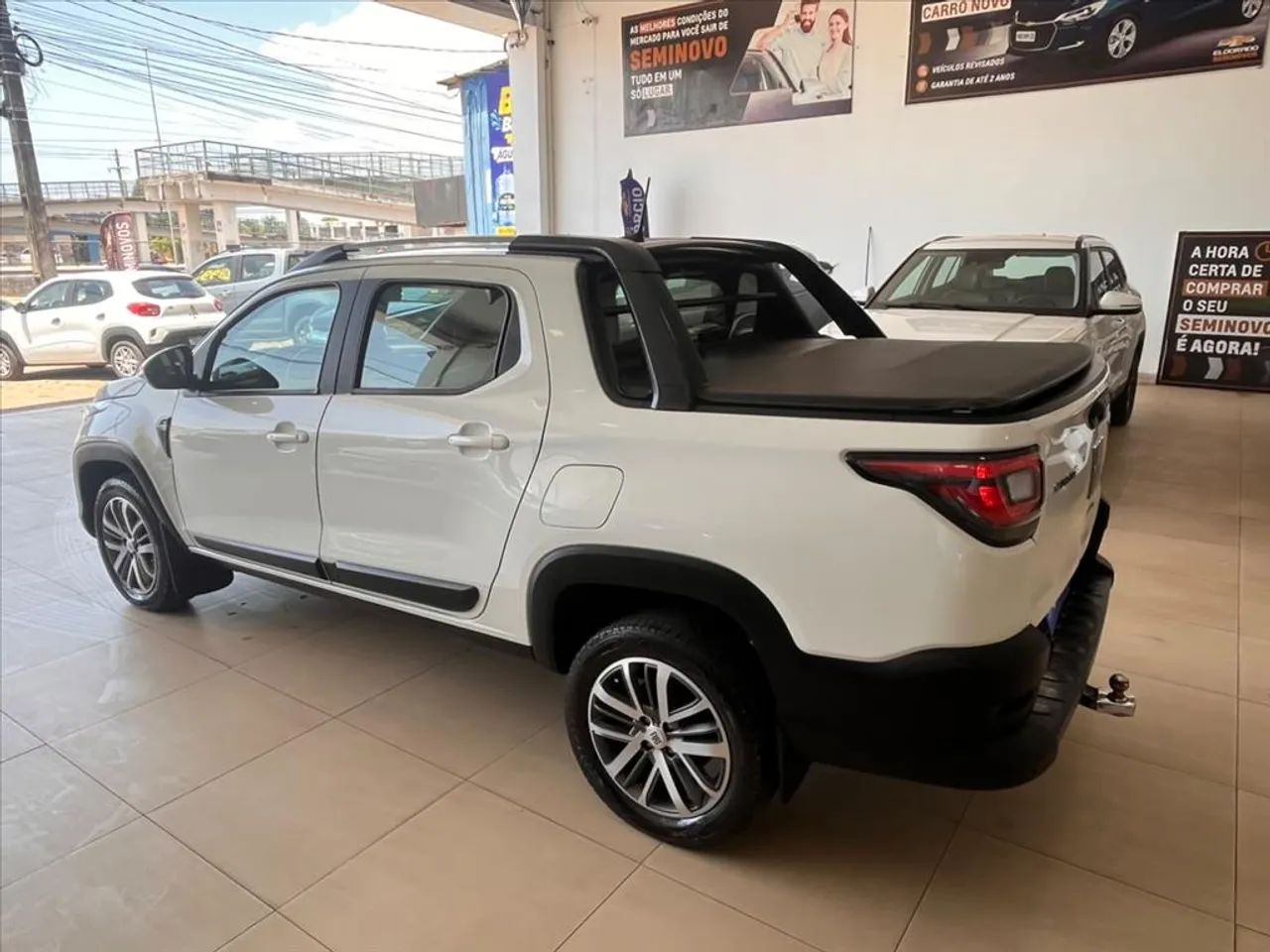 Fiat Strada Volcano 1.3 Flex 8V CD Aut. 2023 - Foto 3