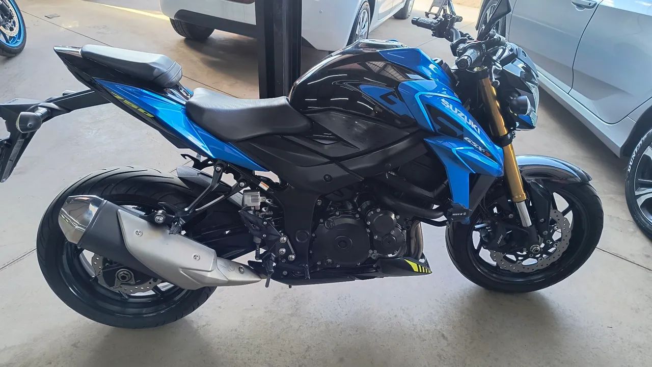 Suzuki 750 2024 - 1496657063 | OLX