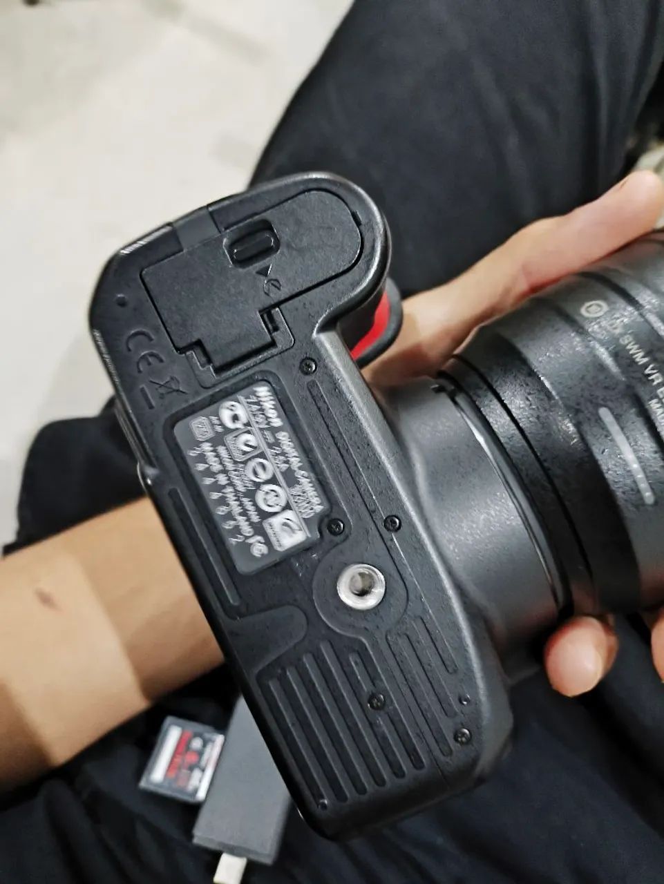 Vende Nikon d3100432957742845808643