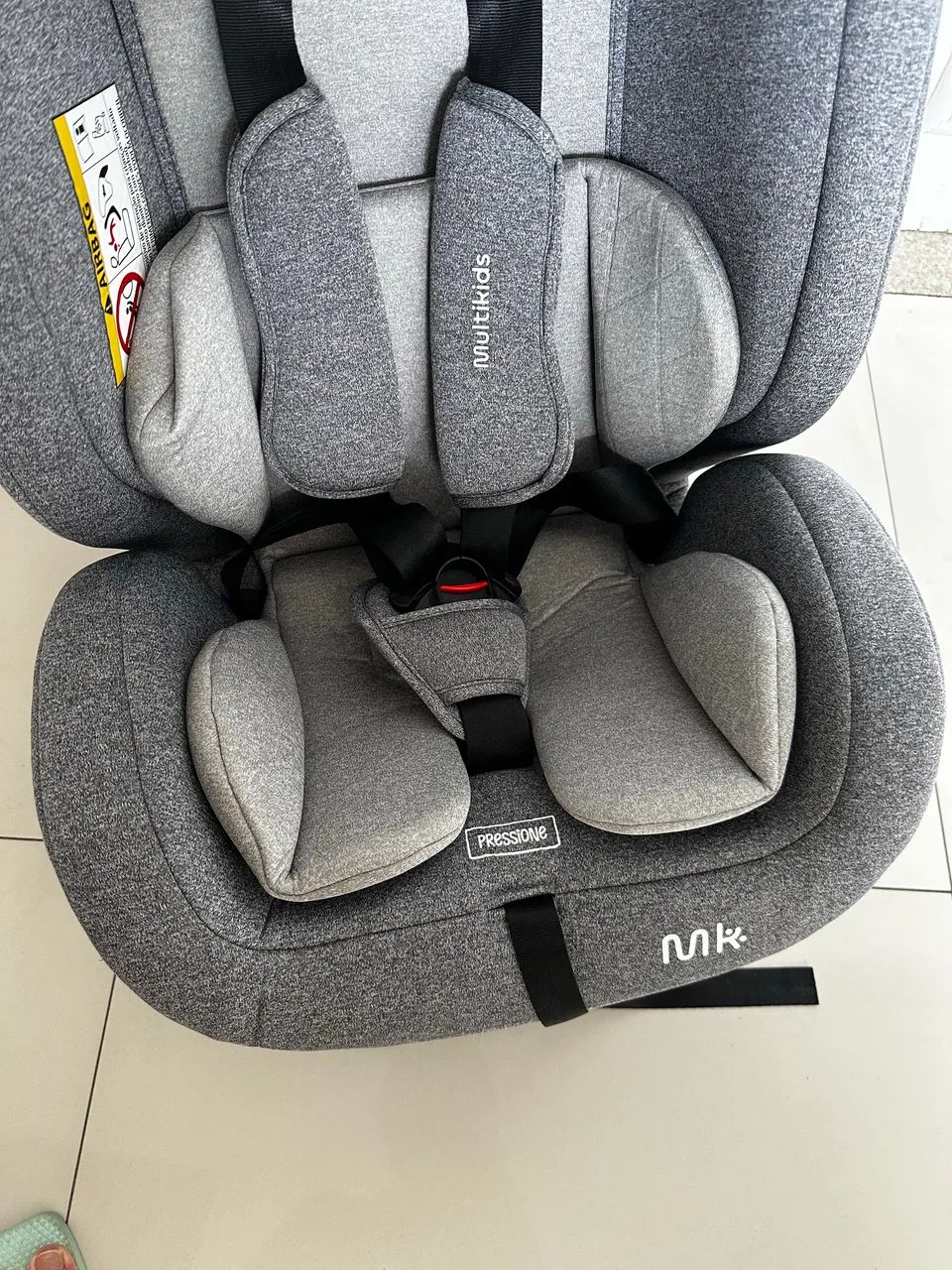 Cadeirinha de bebê para auto