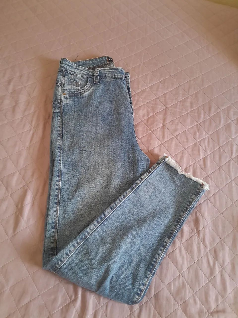 Vendo 3 calça jeans por 30 - Foto 5