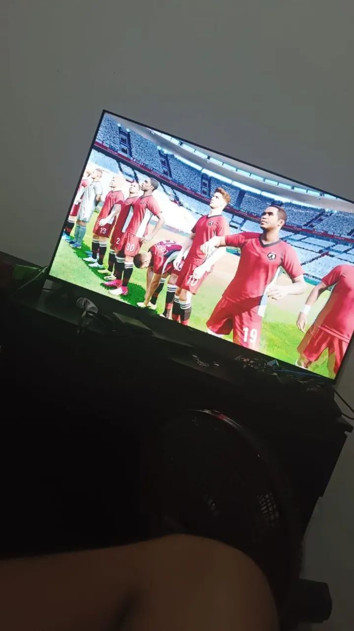 Xbox one + pilhas recarregáveis - Foto 3