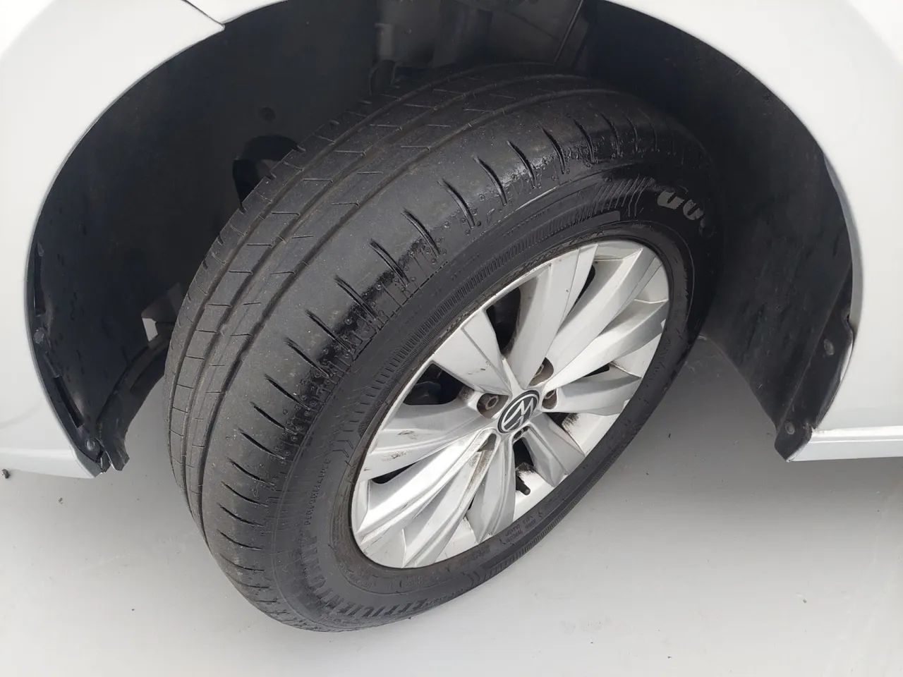 Volkswagen Virtus TSI 1.0 Flex 12V 4p Aut., foto 11 de 18