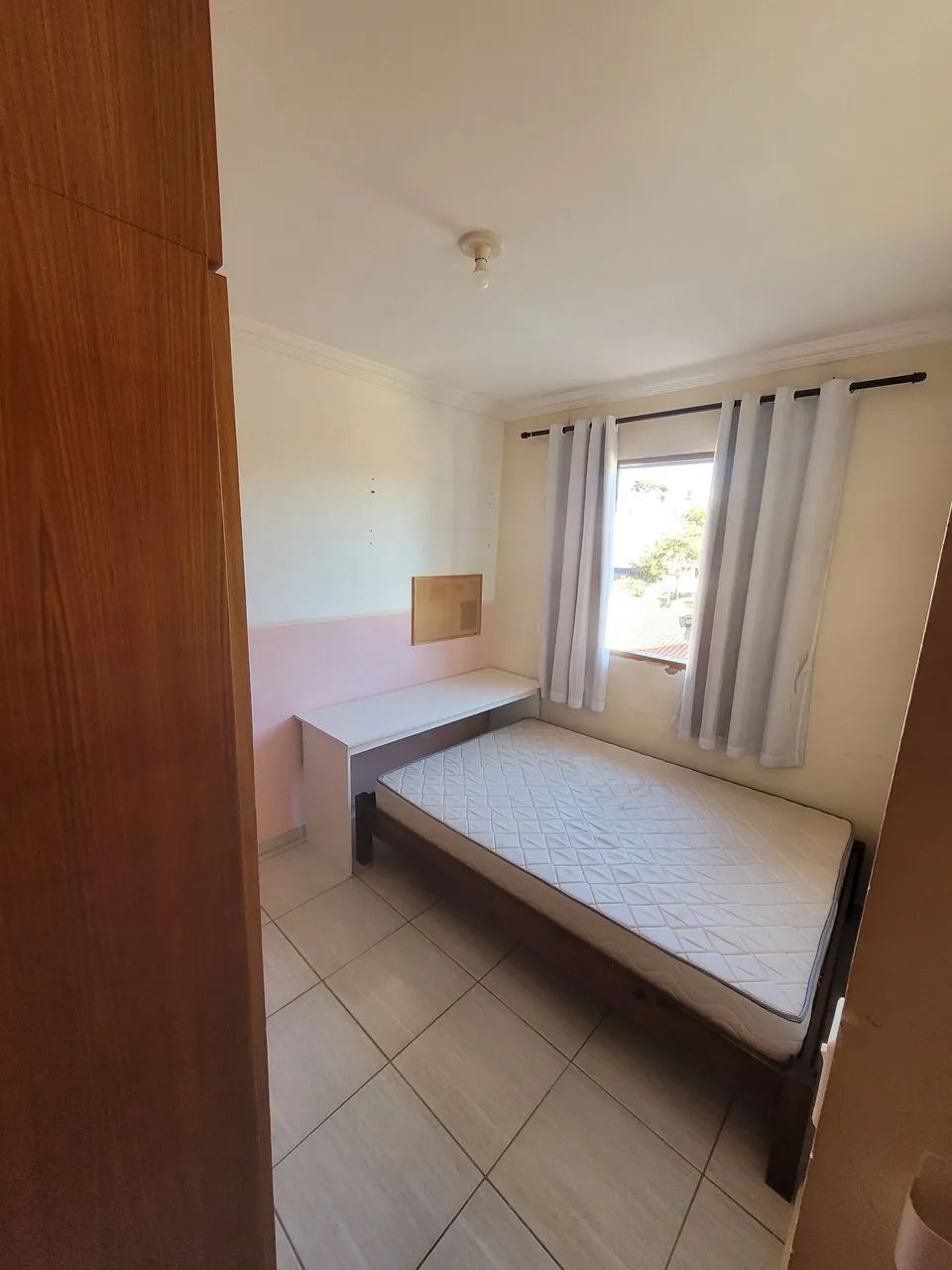 Cama + colchão ortopédico