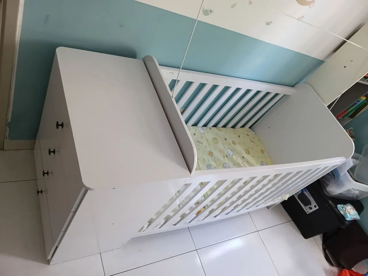 Vende- se móveis para quarto de bebê - Foto 2