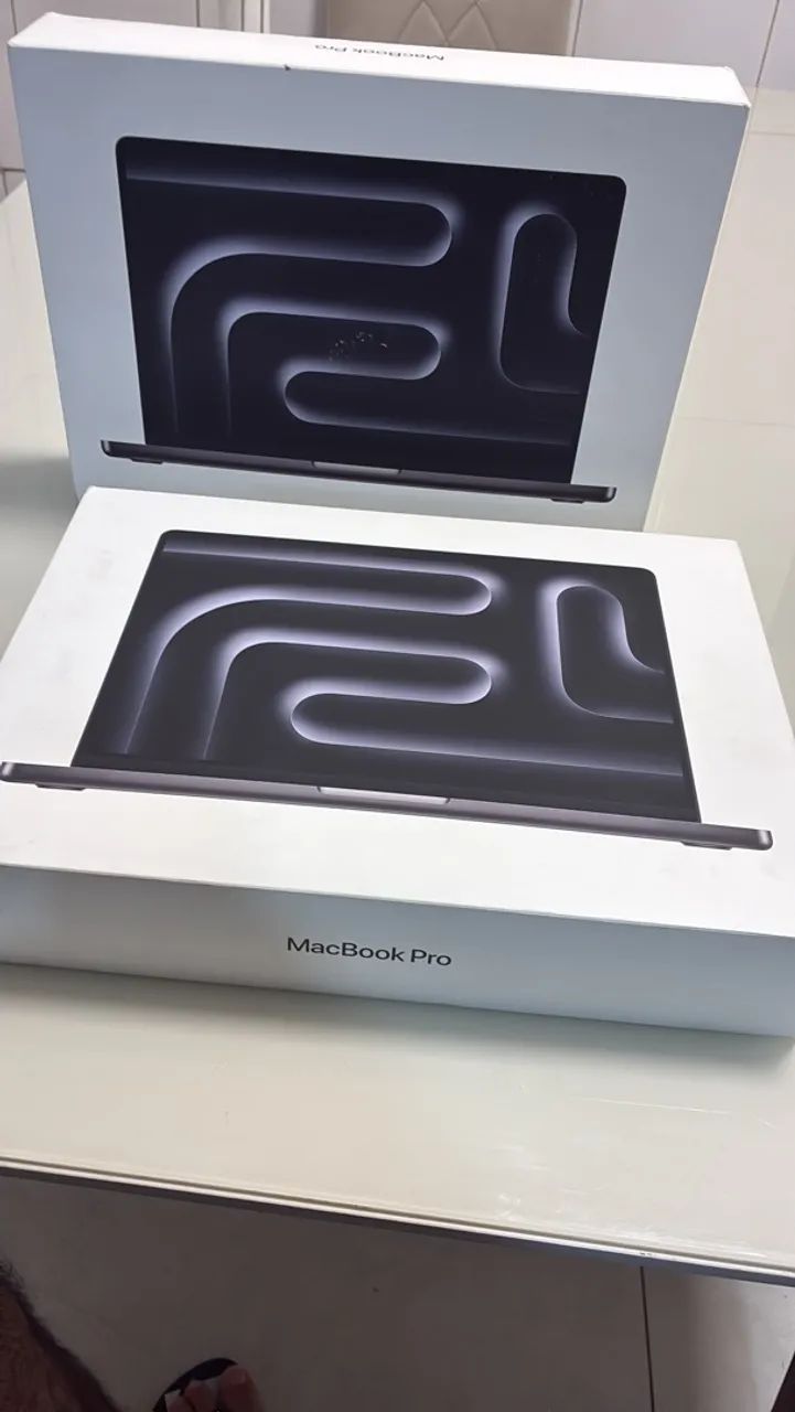 Apple MacBook ? M5 Chip 24Gb RAM 1T|