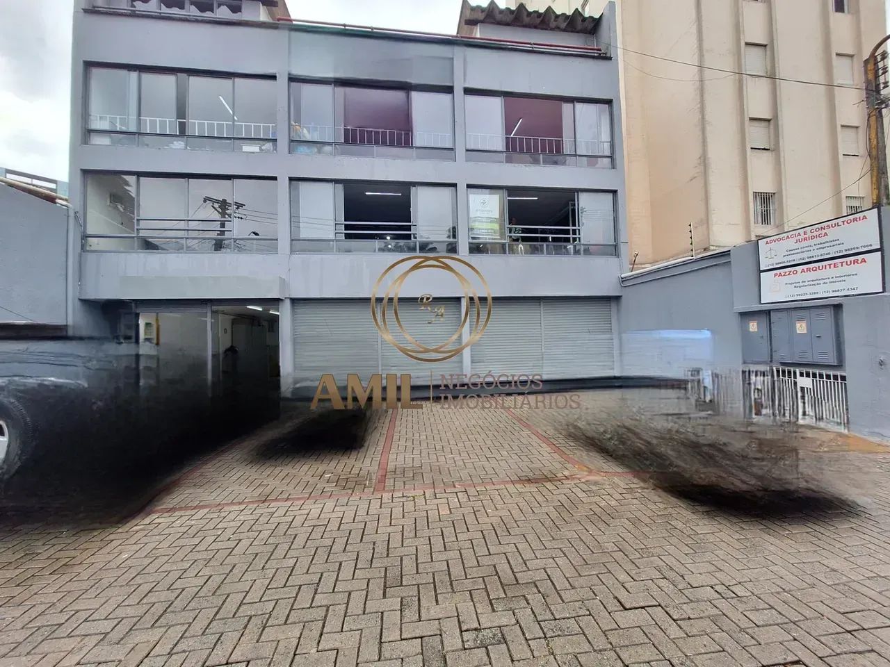 EE - Aluga Ponto Comercial de 200m² com Habite-se e AVCB no Centro de São José dos Campos