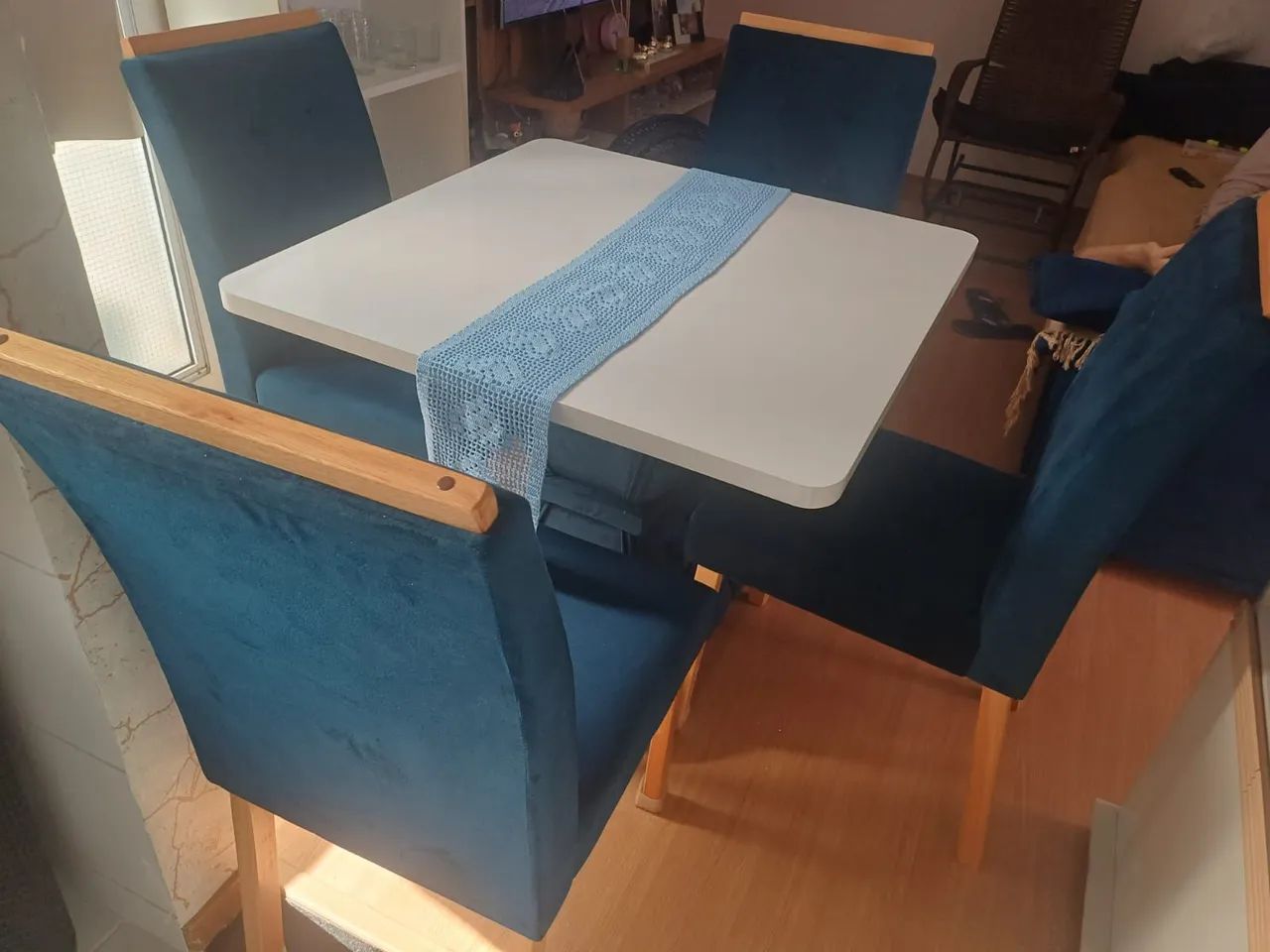 Mesa 4 cadeiras 