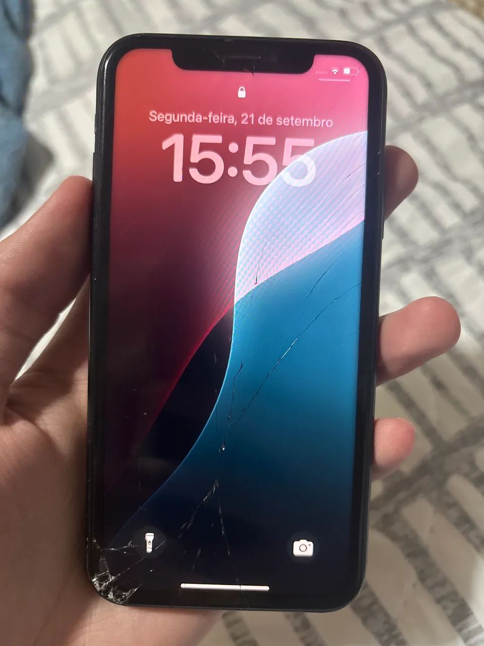 IPHONE XR USADO 