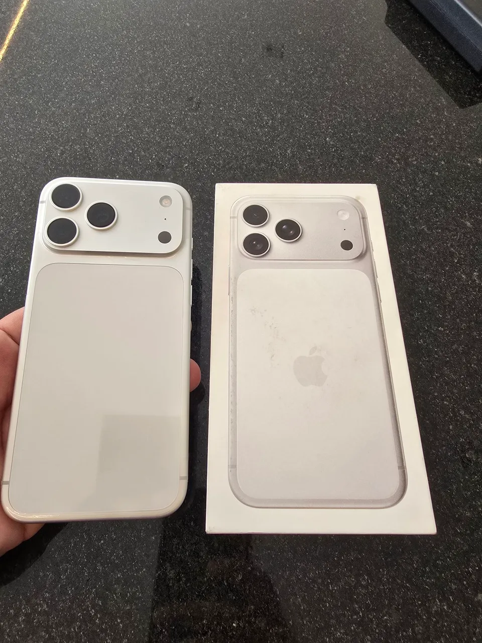 Iphone 12 pro max 128gn zerado com caixa - Celulares e Smartphones