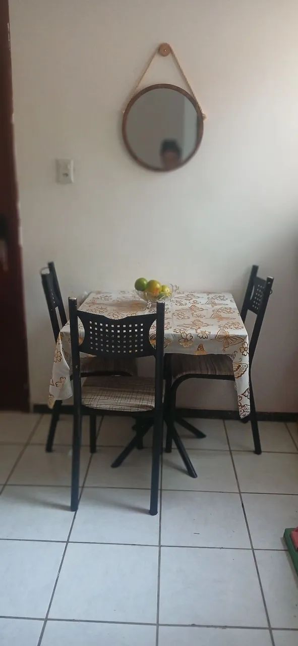 Mesa de mármore comn4 cadeiras 75x75 - Foto 4