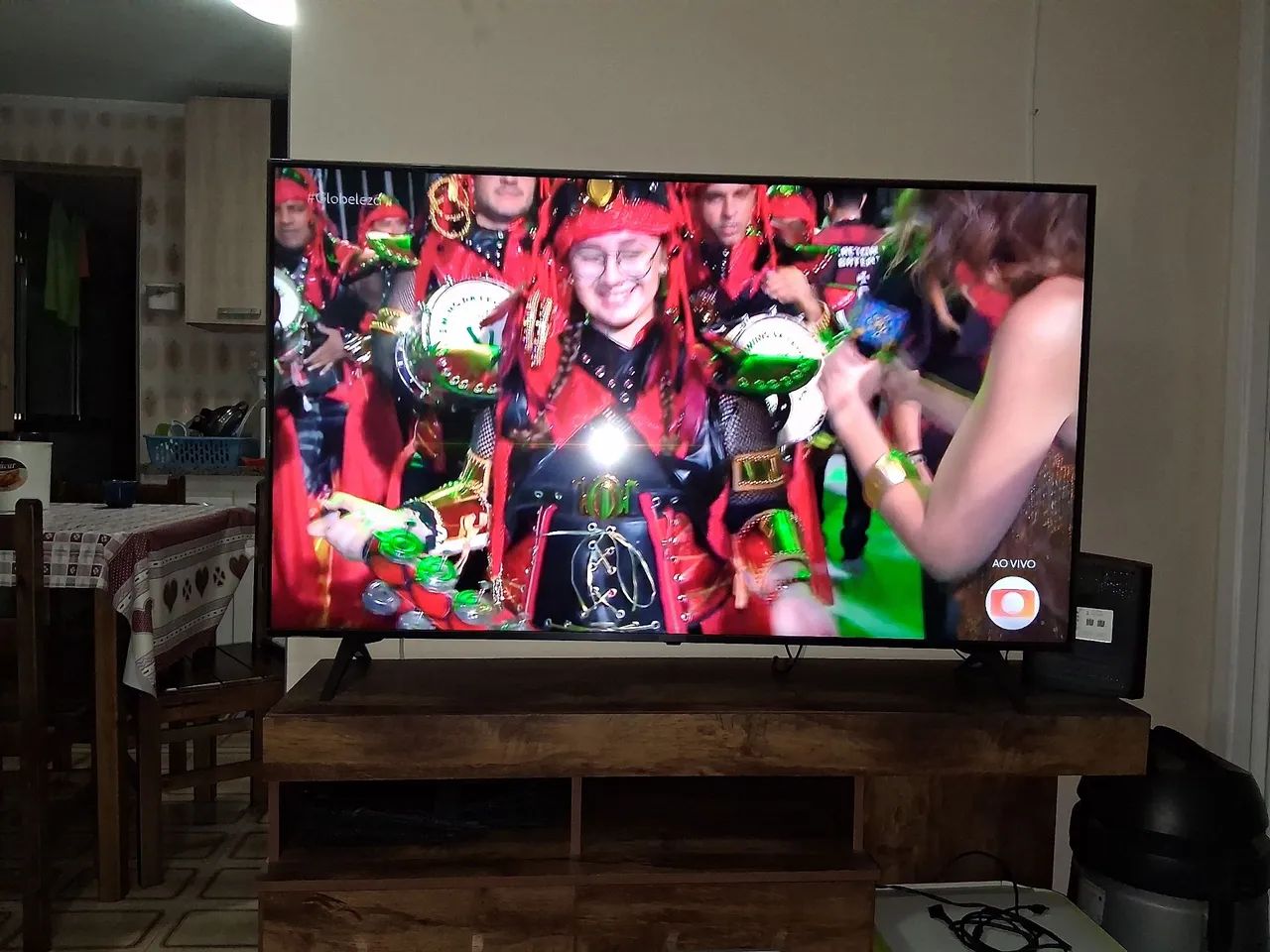 TV LG 60 POLEGADAS HIPER NOVA, COM CONTROLE. E RACk PARA 60 POLEGADAS. - Foto 5