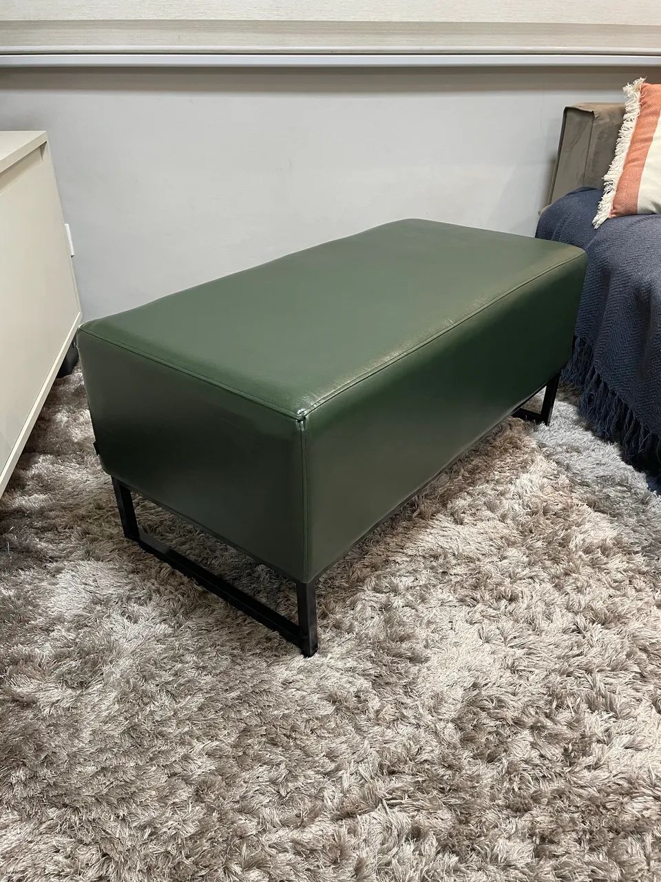 Puff novo com base de ferro bem estruturado  - Foto 3